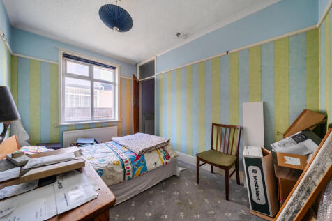 1370981-2-68fb630...