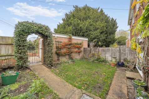 1376388-24-690b79...