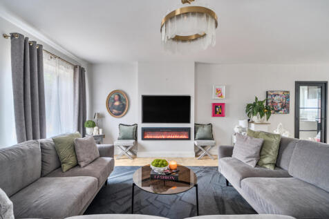 1373458-19-690395...