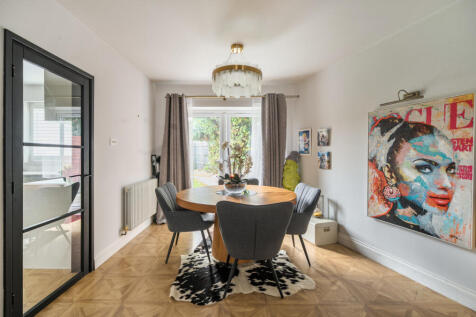 1373458-13-690393...