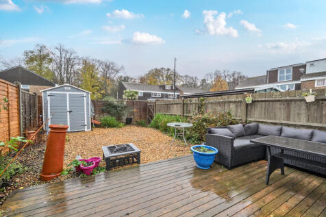 1386602-8-692d6bd...