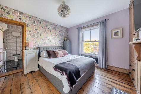 1384551-16-692597...