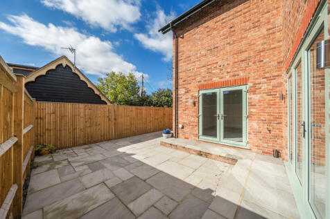 1363703-7-68e3b2c...