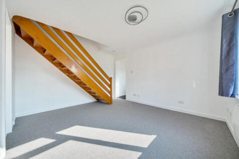 1341687-8-689ef46...