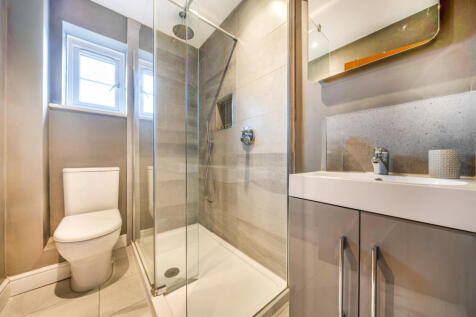 1360788-27-68d6b0...