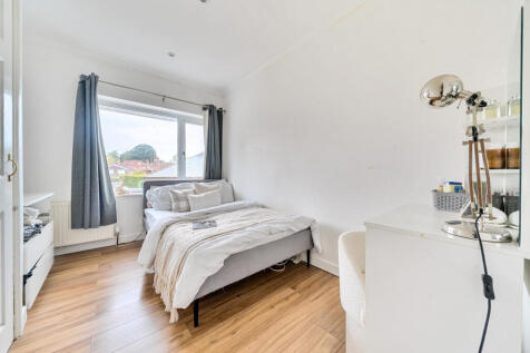 1360709-9-68dd06f...