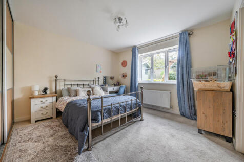 1358159-1-68de7f6...