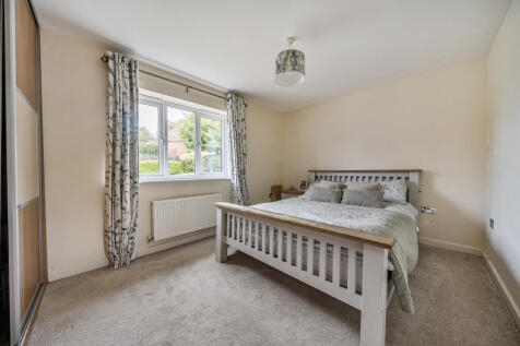 1358159-21-68de84...