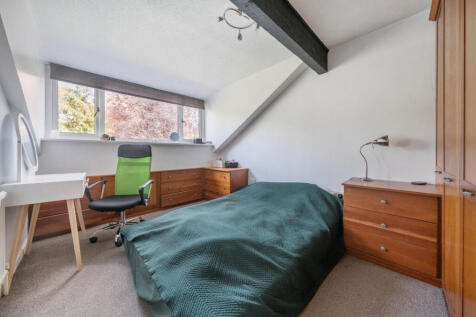 1362678-3-68e5068...