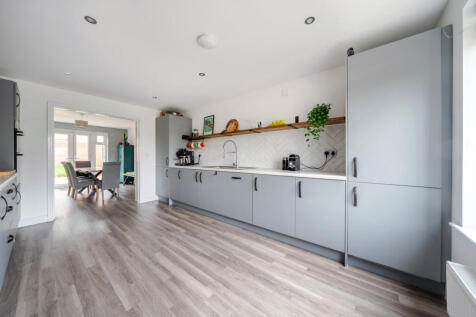 1362111-2-68dfc9a...