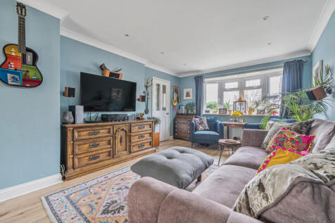 1370219-24-68ef7f...