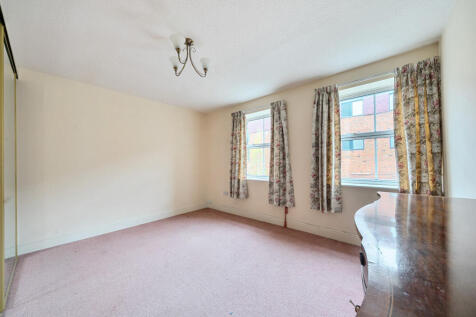 1365711-10-68e8f3...