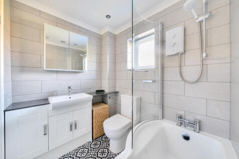 1380168-11-690f4c...