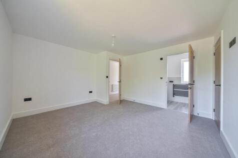 1300942-1-6853e92...