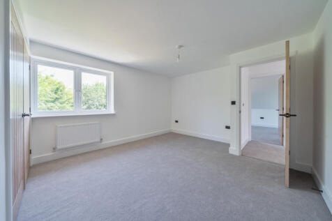 1300942-2-6853e96...