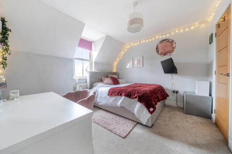 1383929-17-692473...