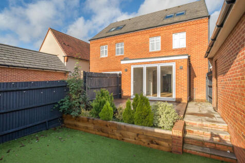 1385272-5-6929933...