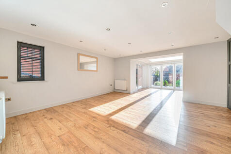 1385272-21-692993...