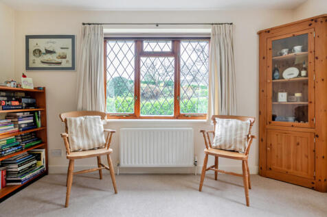 1381393-4-691daf1...