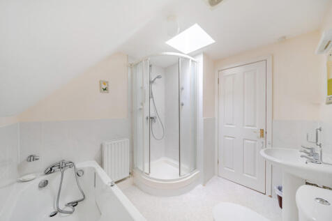 1381393-15-691db2...