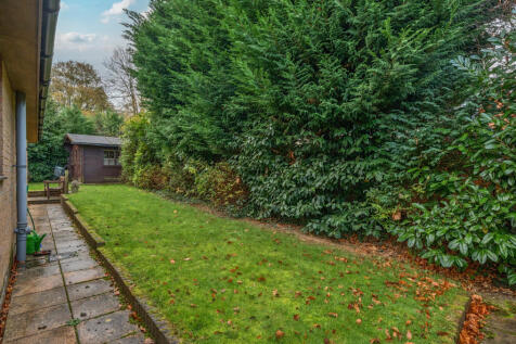 1381393-16-691db2...