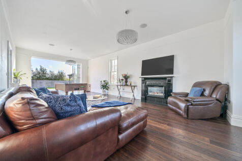 1384616-38-6929b4...