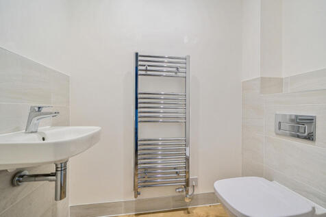 1388537-8-69382b8...