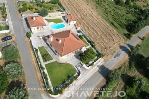 Property Image 111