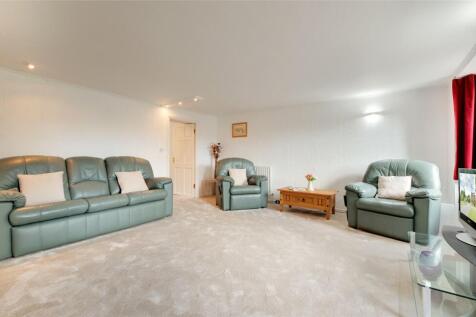 Apartment Lounge