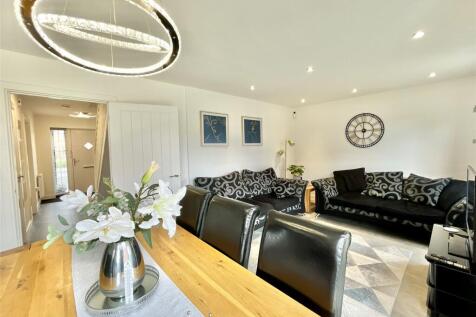 Kitchen/Diner/Family