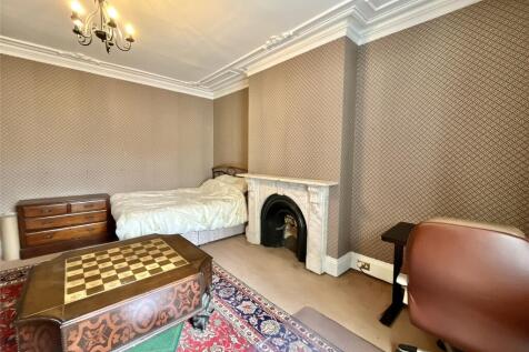 3rd Bed