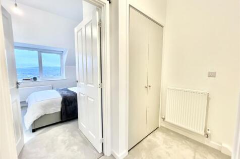 2nd Floor Landing
