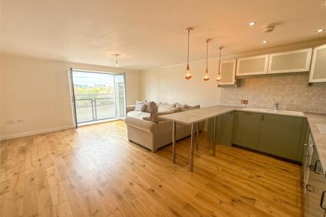 Lounge / Kitchen
