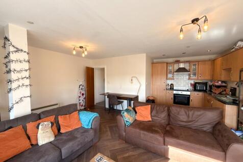 Living Room/Kitchen