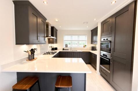 Breakfasting Kitchen