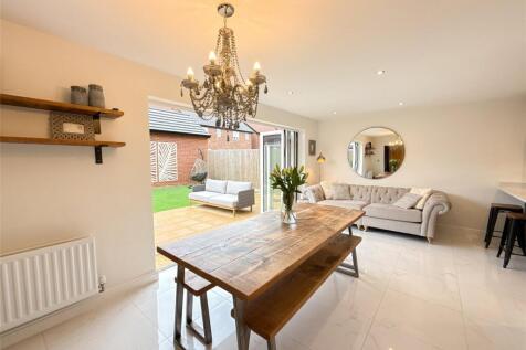 Family/Dining Area