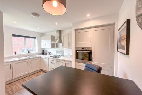 Breakfasting Kitchen