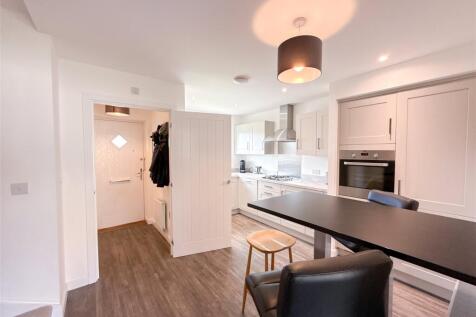 Breakfasting Kitchen