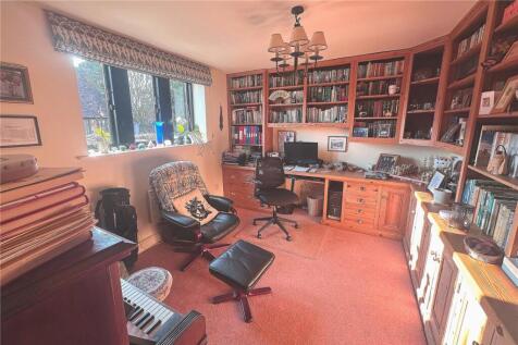 Study/Bedroom 4