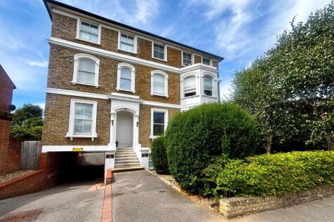 6 Lyndon House.jpg
