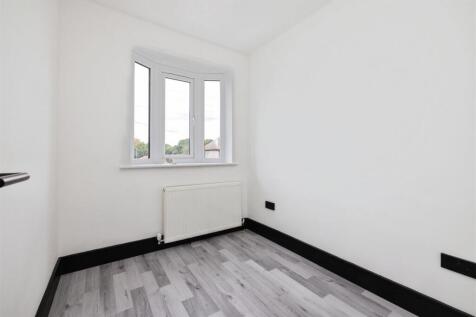 Bedroom 3.jpg