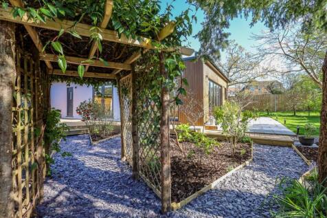 Property Image 37
