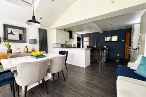 Kitchen/Dining/Family Area