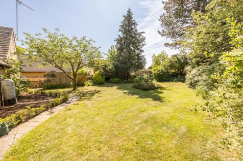 Lengthy lawn