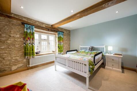 More lovely beams &amp; stone