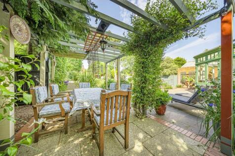 Property Image 9