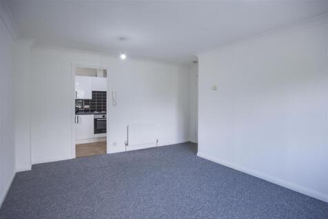 Spacious Open-Plan