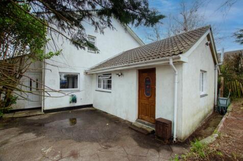 To Book A Viewing Call TPS Lostwithiel on 01208 87