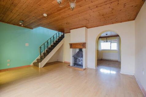 To Book A Viewing Call TPS Lostwithiel on 01208 87