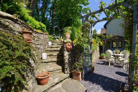 To Book A Viewing Call TPS Lostwithiel on 01208 87